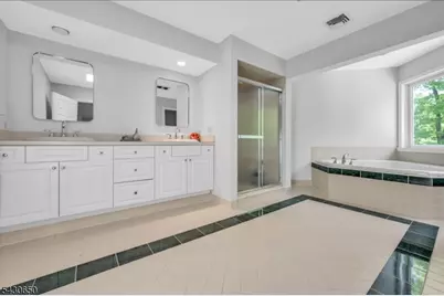 1020 Sunset Rdg, Bridgewater, NJ 08807 - Photo 24