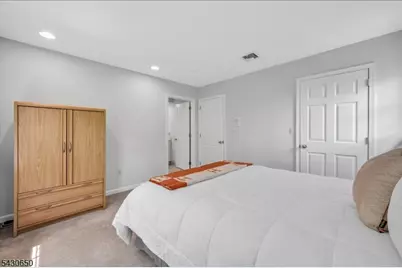 1020 Sunset Rdg, Bridgewater, NJ 08807 - Photo 30