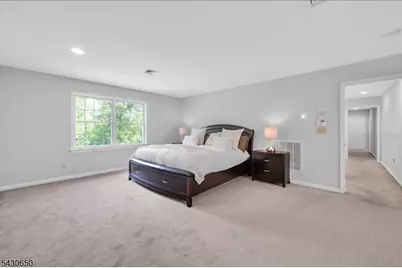 1020 Sunset Rdg, Bridgewater, NJ 08807 - Photo 20