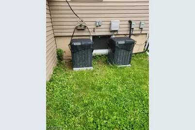 132 Eppirt St, East Orange, NJ 07018 - Photo 22