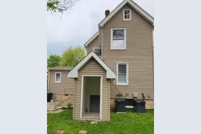 132 Eppirt St, East Orange, NJ 07018 - Photo 20