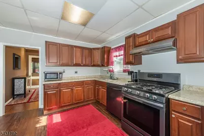42 Main Beach Rd, Ringwood, NJ 07456 - Photo 12