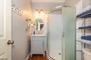 42 Main Beach Rd, Ringwood, NJ 07456 - Photo 16