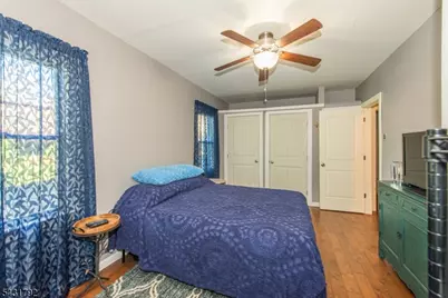42 Main Beach Rd, Ringwood, NJ 07456 - Photo 18