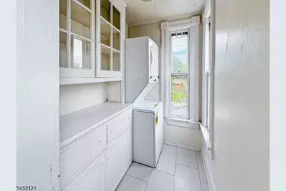35 Green Ave #2, Madison, NJ 07940 - Photo 6
