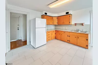 35 Green Ave #2, Madison, NJ 07940 - Photo 4