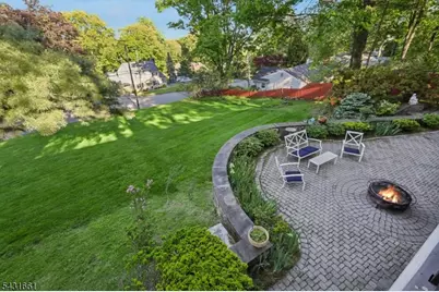 122 Sunrise Dr, Hawthorne, NJ 07506 - Photo 32