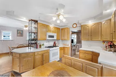 23 E 9th St, Clifton, NJ 07011 - Photo 10