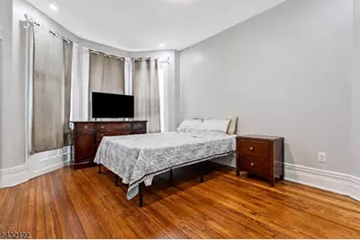 257 Woodlawn Ave, Jersey City, NJ 07305 - Photo 16