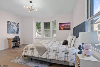 127 Steuben St, East Orange, NJ 07018 - Photo 16