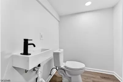 21 5th Ave, Linden, NJ 07036 - Photo 26