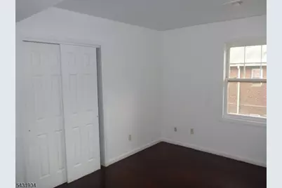 98 S Burnett St, East Orange, NJ 07018 - Photo 14