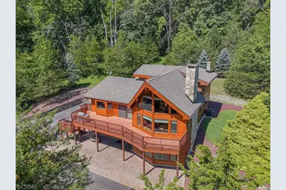 8 Highlands Ln, Hardwick Township, NJ 07825 - Photo 2
