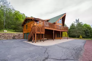 8 Highlands Ln, Hardwick Township, NJ 07825 - Photo 8