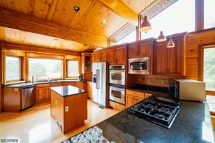 8 Highlands Ln, Hardwick Township, NJ 07825 - Photo 28