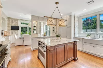 65 S Mountain Ave, Montclair, NJ 07042 - Photo 4