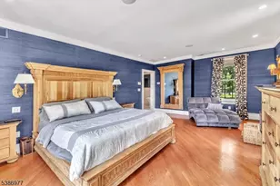65 S Mountain Ave, Montclair, NJ 07042 - Photo 20