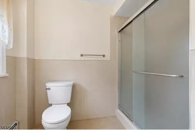 489 North Clinton Street, East Orange, NJ 07017 - Photo 10