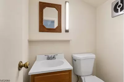 489 North Clinton Street, East Orange, NJ 07017 - Photo 14