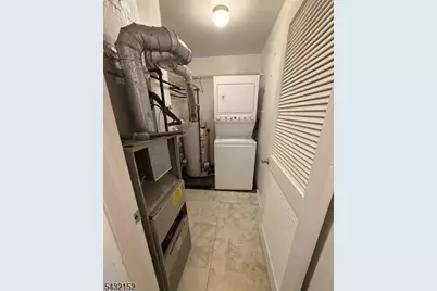 2509 Candlelight Ct, Helmetta, NJ 08828 - Photo 14