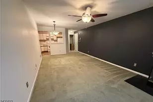 2509 Candlelight Ct, Helmetta, NJ 08828 - Photo 4