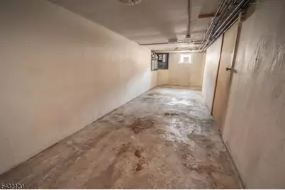 352 N 7th St, Newark, NJ 07107 - Photo 30