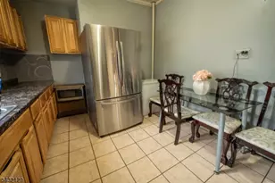 352 N 7th St, Newark, NJ 07107 - Photo 8
