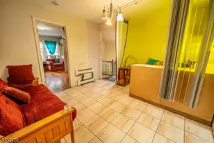 352 N 7th St, Newark, NJ 07107 - Photo 6