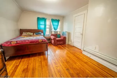 352 N 7th St, Newark, NJ 07107 - Photo 16
