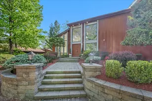 950 Sunset Ridge, Bridgewater, NJ 08807 - Photo 2