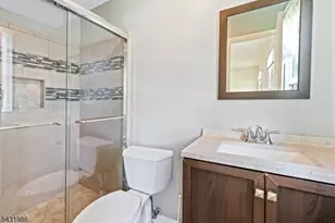 4 Darby Rd, Franklin Township, NJ 08873 - Photo 20