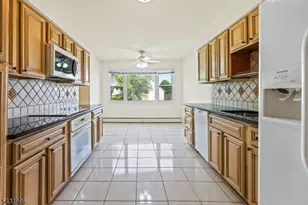 4 Darby Rd, Franklin Township, NJ 08873 - Photo 4