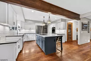 10 Tara Way, Franklin Township, NJ 08867 - Photo 4