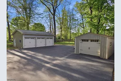 10 Tara Way, Franklin Township, NJ 08867 - Photo 14