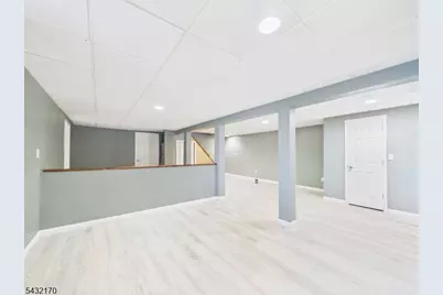 50 Hepburn Rd, Clifton, NJ 07012 - Photo 24