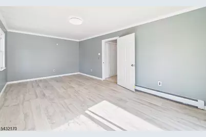 50 Hepburn Rd, Clifton, NJ 07012 - Photo 32