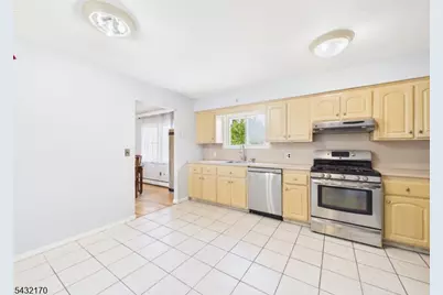 50 Hepburn Rd, Clifton, NJ 07012 - Photo 36