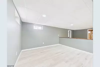 50 Hepburn Rd, Clifton, NJ 07012 - Photo 26