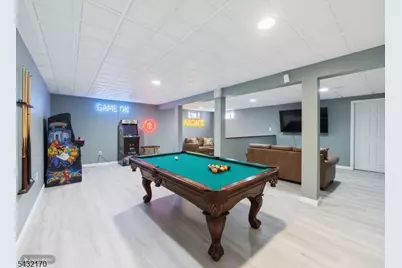 50 Hepburn Rd, Clifton, NJ 07012 - Photo 6