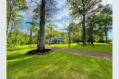 77 Plum Brook Road, Raritan Township, NJ 08822 - Photo 34