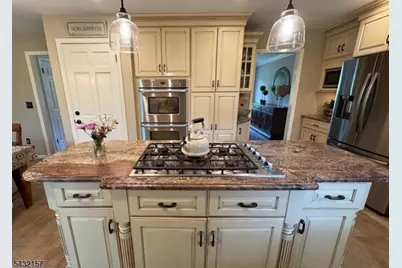77 Plum Brook Road, Raritan Township, NJ 08822 - Photo 4