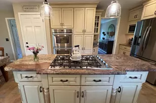 77 Plum Brook Rd, Raritan Township, NJ 08822 - Photo 4