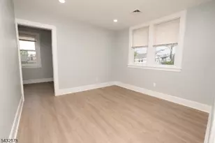 58 Sidney St, Lodi, NJ 07644 - Photo 14