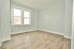 58 Sidney St, Lodi, NJ 07644 - Photo 8