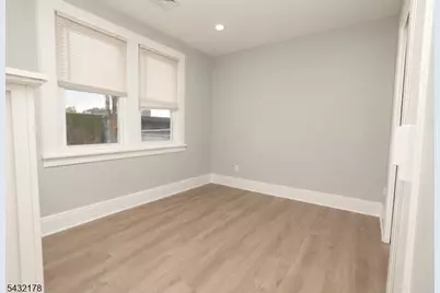 58 Sidney St, Lodi, NJ 07644 - Photo 16