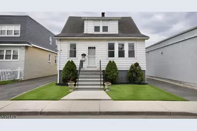 58 Sidney St, Lodi, NJ 07644 - Photo 32