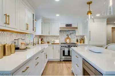7 Meadow Rd, Chatham, NJ 07928 - Photo 10