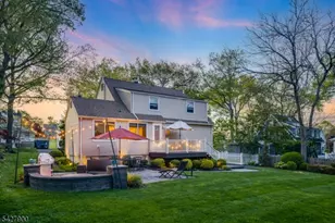 7 Meadow Rd, Chatham, NJ 07928 - Photo 20