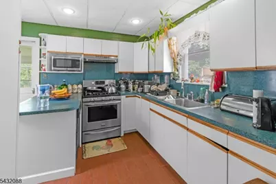115 Orange Ave, Irvington, NJ 07111 - Photo 6