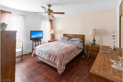 115 Orange Ave, Irvington, NJ 07111 - Photo 14